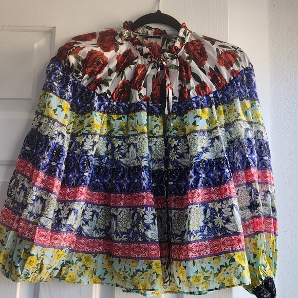 Alice and Olivia Marlyn Tie-Neck Button-Down Tiered Blouse - Picture 3 of 9